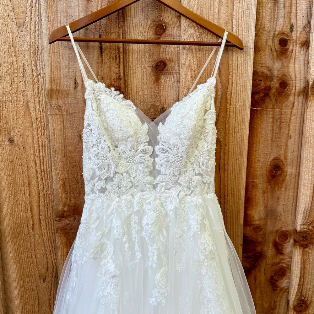 Lulu's White Lace Bridal Dress - Picture 3 of 10